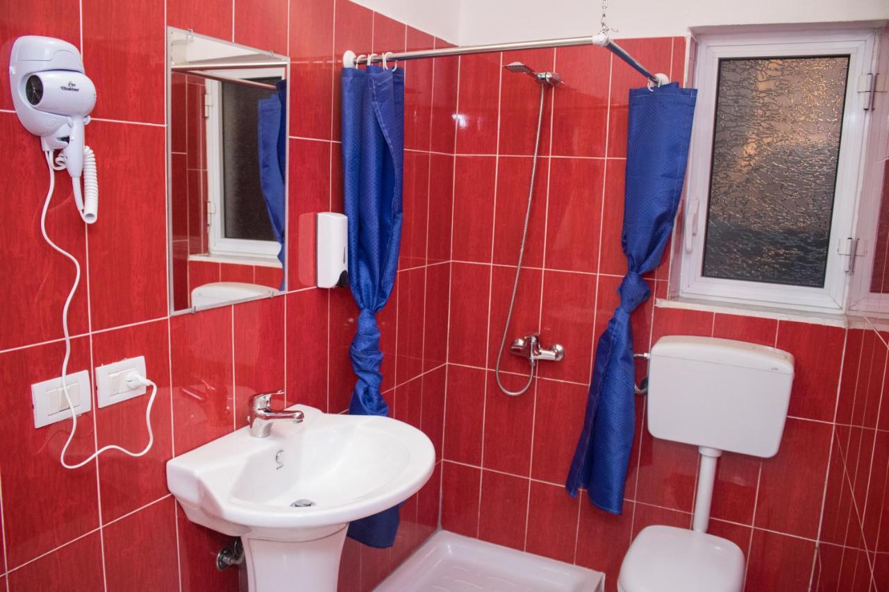 Ferienwohnung Vila Shehaj Luxury Vlorë Exterior foto