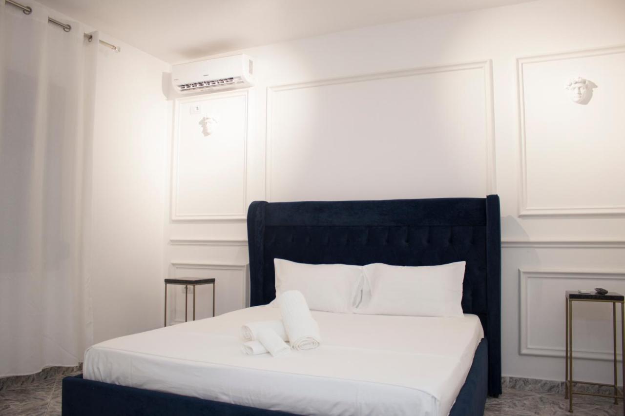 Ferienwohnung Vila Shehaj Luxury Vlorë Exterior foto